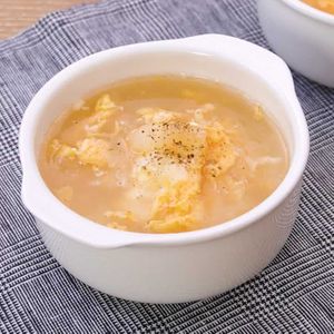 しらゆり荘 夕食 ミートソースパスタ 玉ねぎ豆マリネ ポテトサラダ バナナ黒胡麻蜂蜜スムージー : 今日の献立