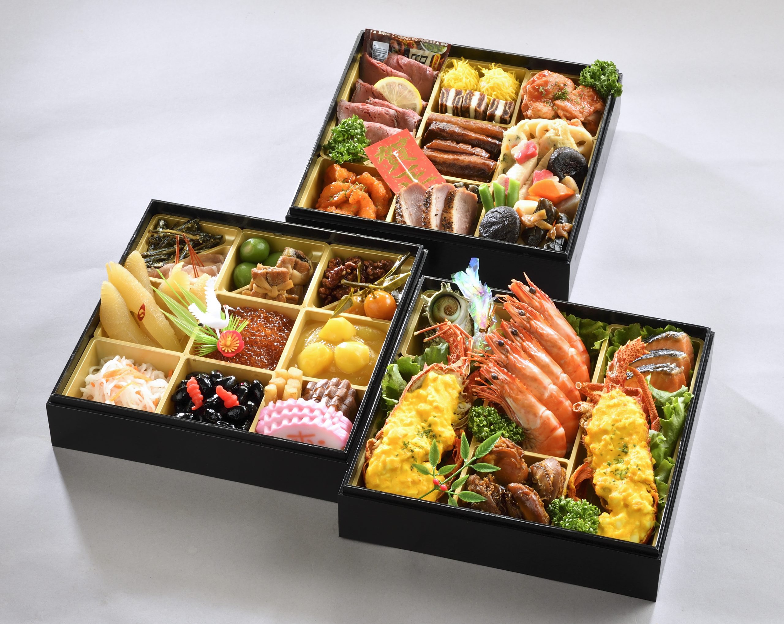 新年の食卓を華やかに彩る「おせち料理」の美しい盛り付け方キナリノ