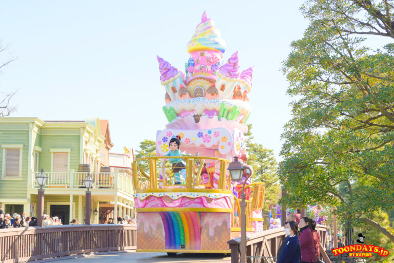 TDL ♡ヴァネロペのスイーツポップワールドを満喫②地蔵せずにパレードを楽しむ！！*:.｡ ｡.:*レジャー好きワーママの子育て＆犬育てブログ*:.｡ ｡.:*