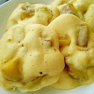 ホケミのおやつ▷ @gk_hiroka もう保存した？続きだよ〜💓材料 15cmタルト台 ・無塩バター 50g ・卵 1個 ・アーモンドプードル50g ・砂糖 きび糖50g ☆具材を混ぜるときは生地を減らしてねマフィン型やココットで焼くとうまい①無塩バターは600wで1分ほど加熱