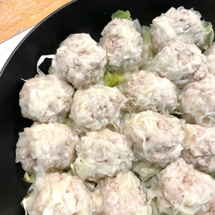 お野菜たっぷり◎ごまみそシュウマイ鍋♨