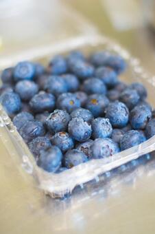 THE SUPER FRUIT、新アー写＆1st ALBUM「青い果実」のジャケ写解禁！Emo!miuエモミュ