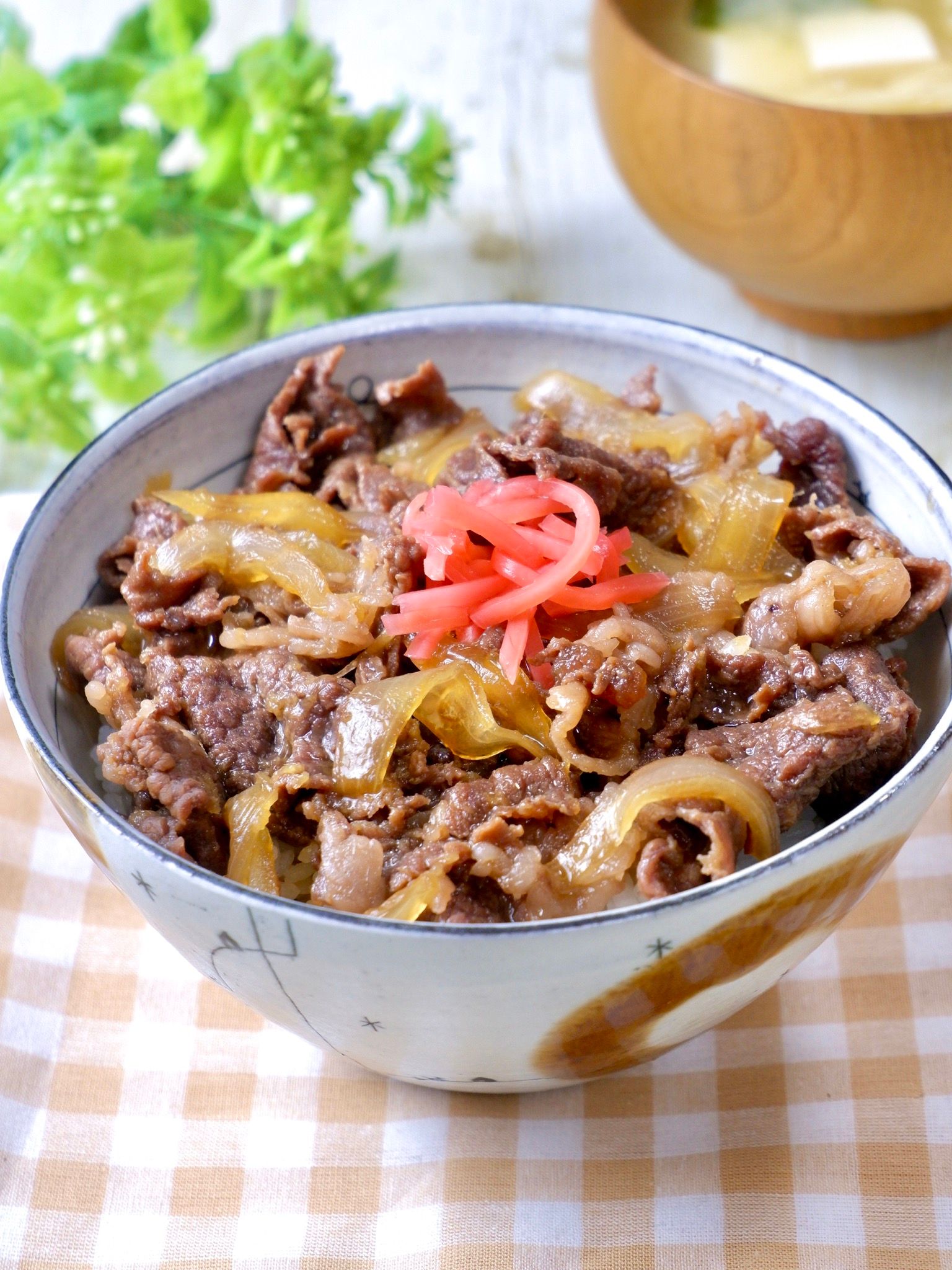 1杯60円の牛丼 どんな肉、使ってんだ!?え、牛肉ナシ!?でも牛丼の味がする「なんちゃって牛丼」作ろう2025年5月23日- エキサイトニュース