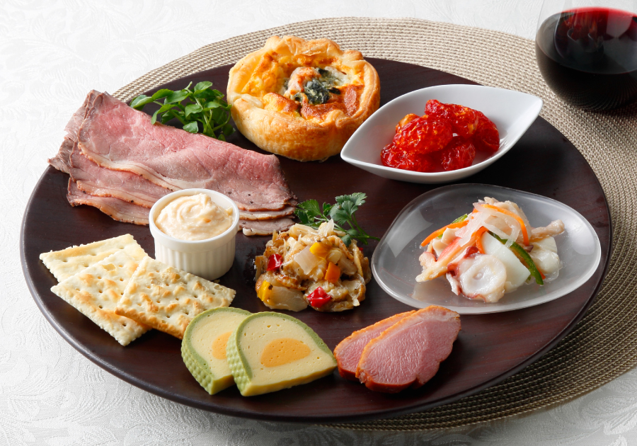 おせちオードブルの準備が出来ました４６種類のおせちみほり峠のおせち