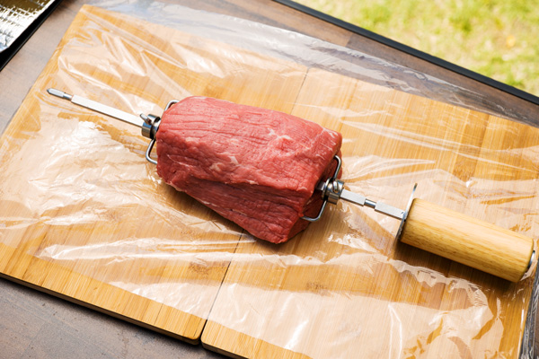 ふたりソロキャンプ飯豪快！ジューシー！キャンプシュラスコ～簡単料理レシピ～