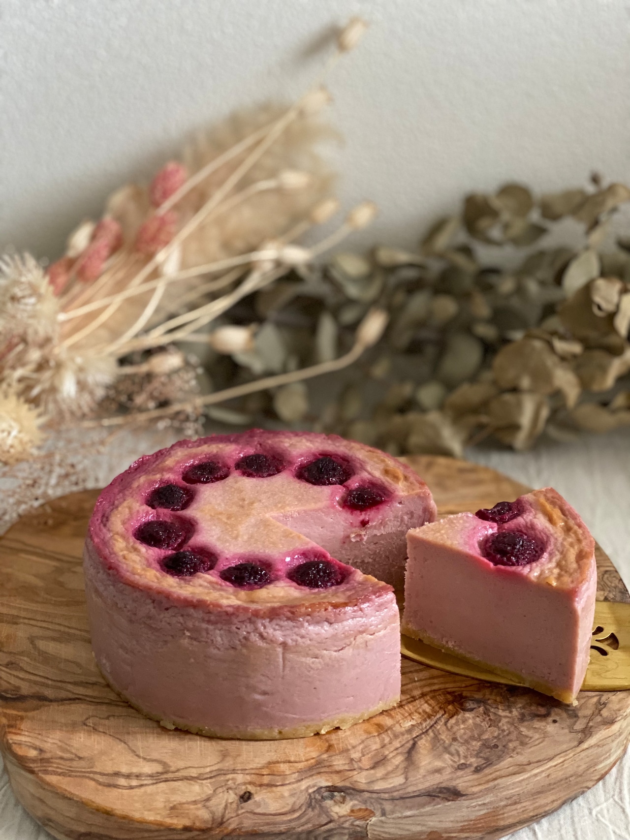 Lindt LINDOR★リンツ リンドール ラズベリーチーズケーキ★2袋約28個★ トリュフ チョコレート コストコ