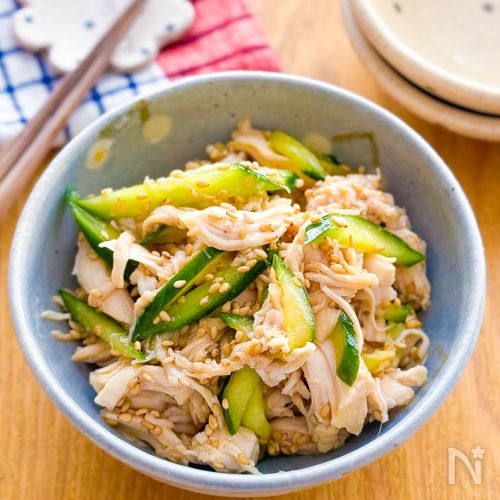 鶏ささみときゅうりの中華風胡麻和え