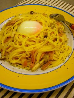 トロロ長芋カルボナーラ風パスタ