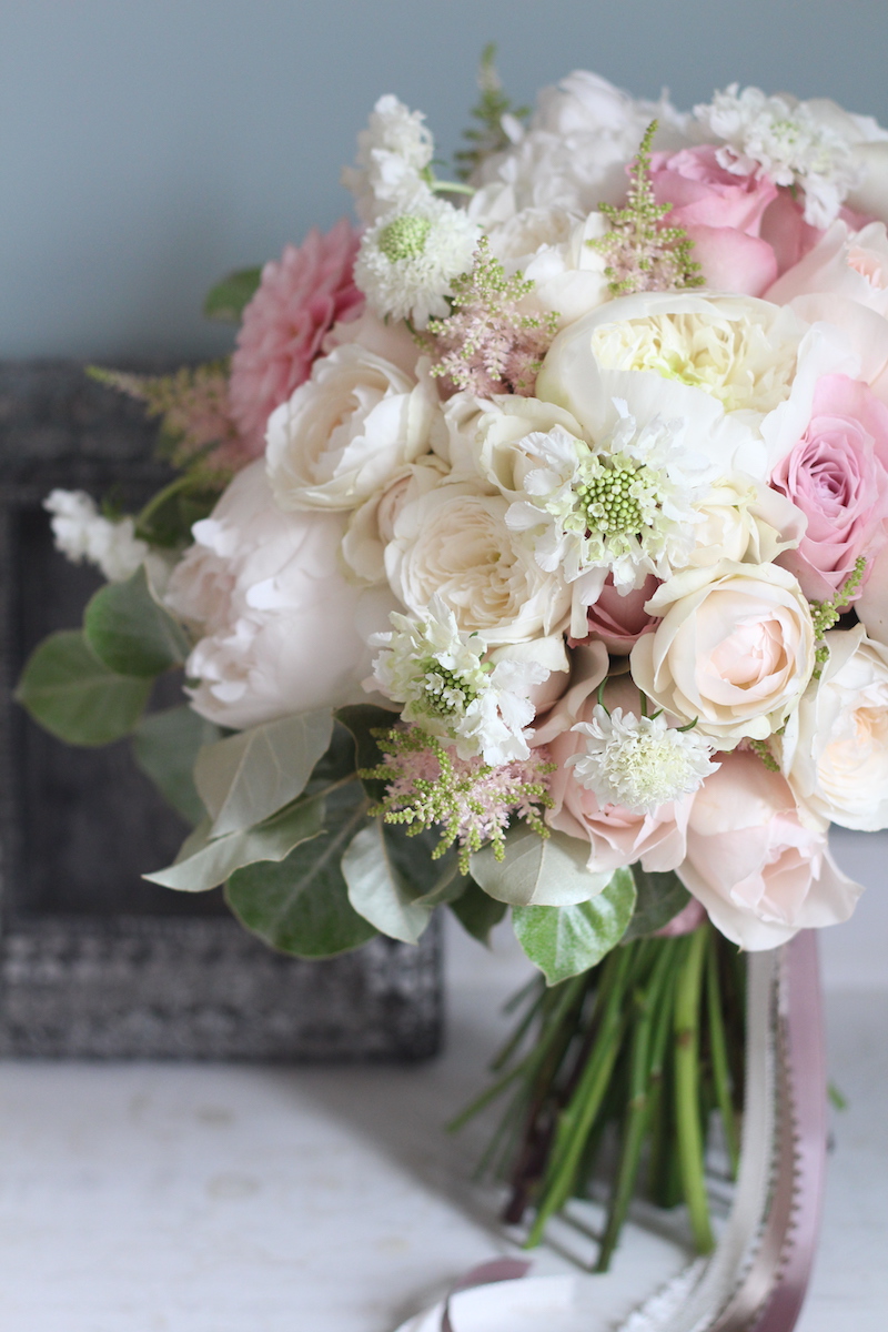 芍薬ブーケ ブートニアセット 様専用＊クリーム色の芍薬のウェディングブーケ・ブートニア