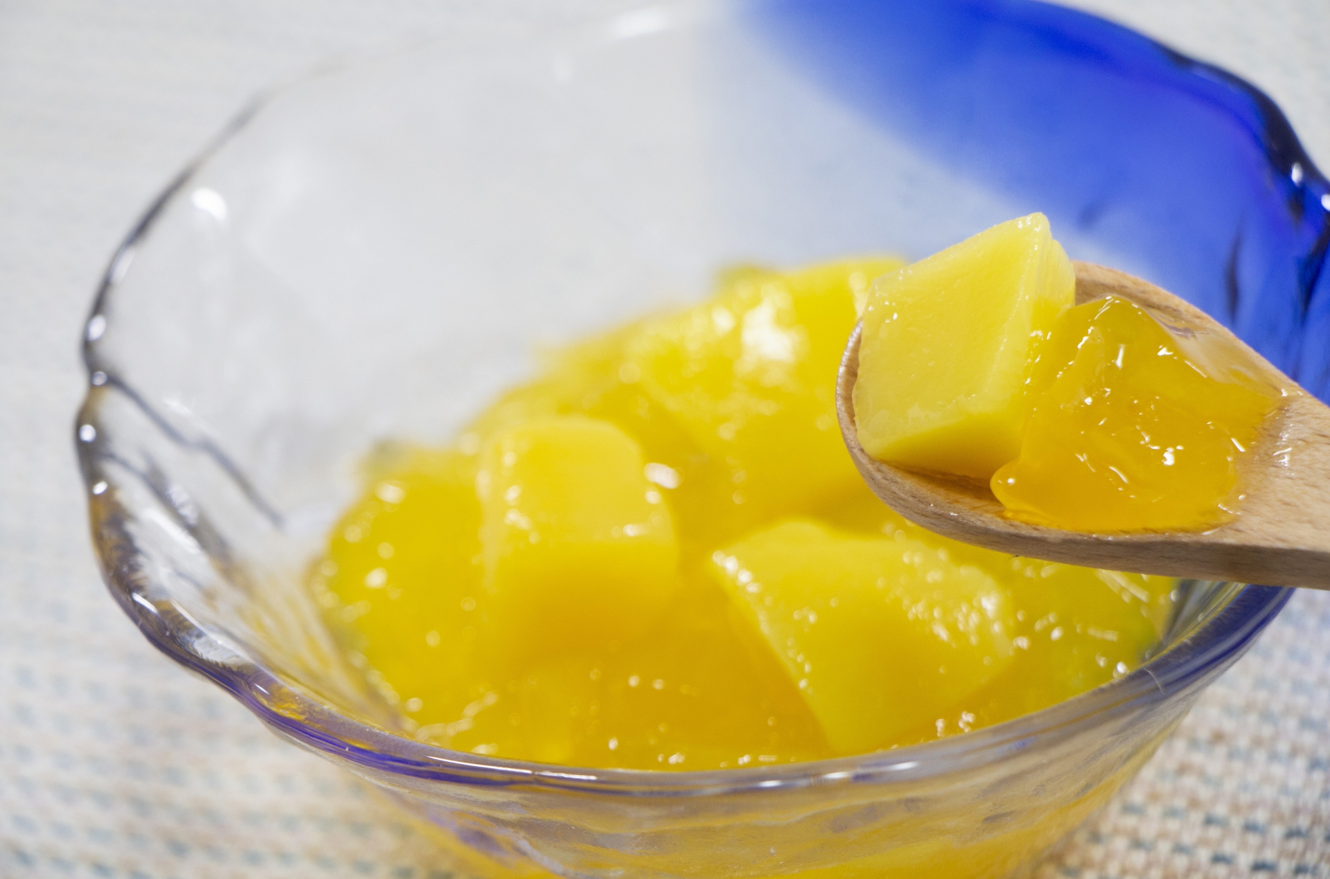 お徳用 プチ 白くまくん ゼリー 50個 練乳風味のやさしい味わい 常温便北海道とれたて本舗の通販・お取り寄せなら ぐるすぐり