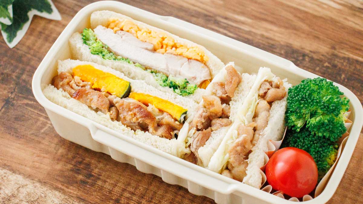 親子遠足♪コッペパンでミニサンドイッチ弁当 : かわいいおべんとう