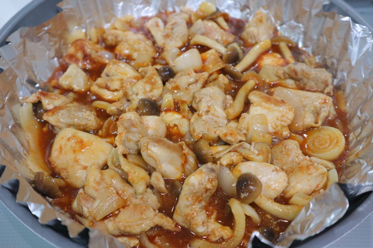 鶏肉となすのコチュジャン炒め