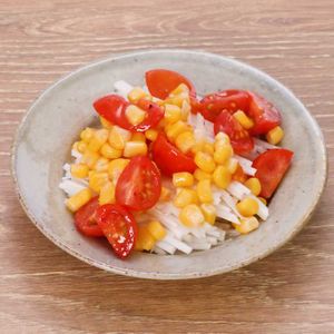 週替わりランチメニュー🔶豚肉とズッキーニ和風マスタード 🔶銀鮭のトマト🍅照焼 ・味玉 マーガオ風味 ・切り干し大根煮 ・かぼちゃサラダ今週は土曜日までどうぞよろしくお願いします