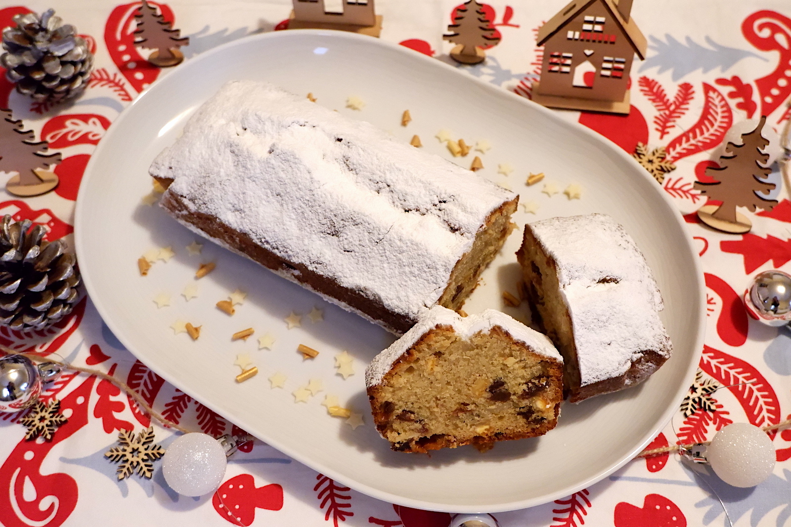 米粉のクリスマスシュトーレン風カップケーキ