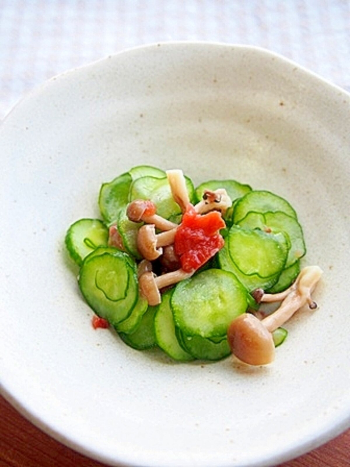 包丁を使わない しめじとパセリのキーマカレー +2品の献立 - 管理栄養士監修のレシピ検索・献立作成：おいしい健康