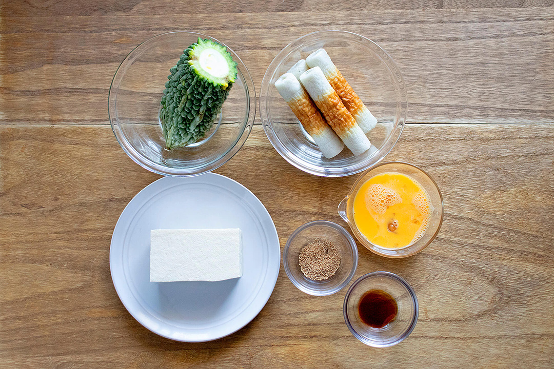 ゴーヤとちくわのごま炒め