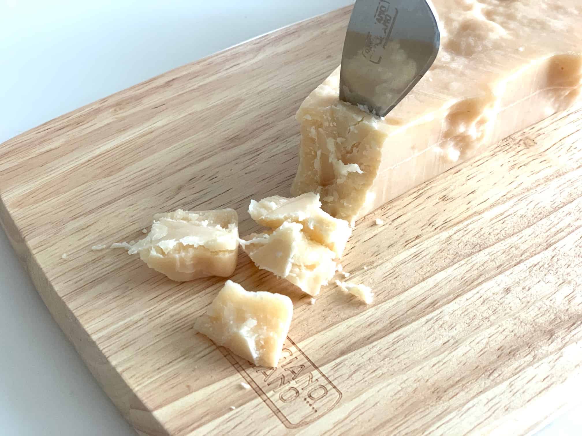 DOPパルミジャーノ・レッジャーノDOP 50ヶ月以上熟成 250g – Fresh Italy Deli - フレッシュ・イタリー・デリ