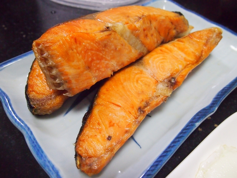 和んプレート朝ごはん～焼き鮭の朝ごはんと昨日のお弁当～マーマレードキッチン♪