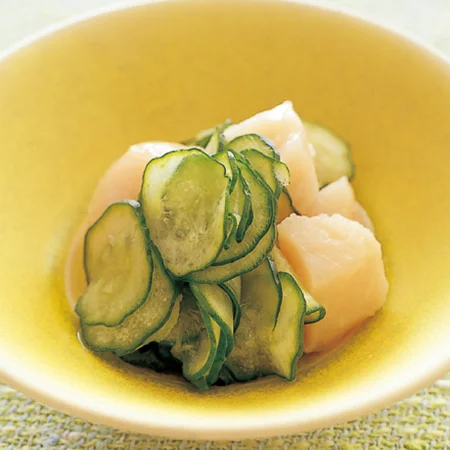 帆立貝とわかめの酢の物