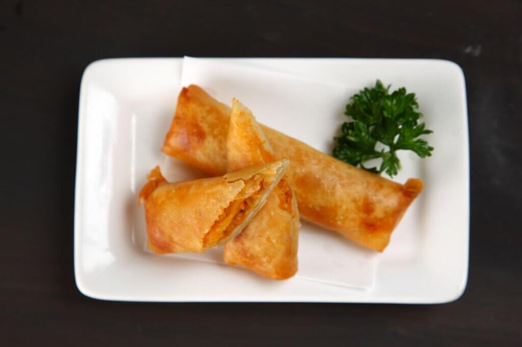 すべて揚げずに簡単！春巻きの具「変わり種レシピ」20選 - macaroni