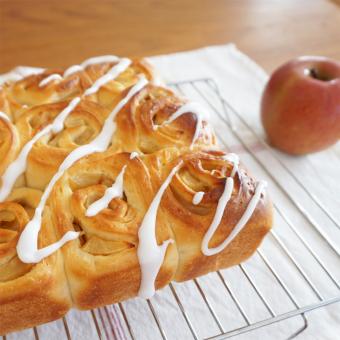 ビッグりんごケーキ