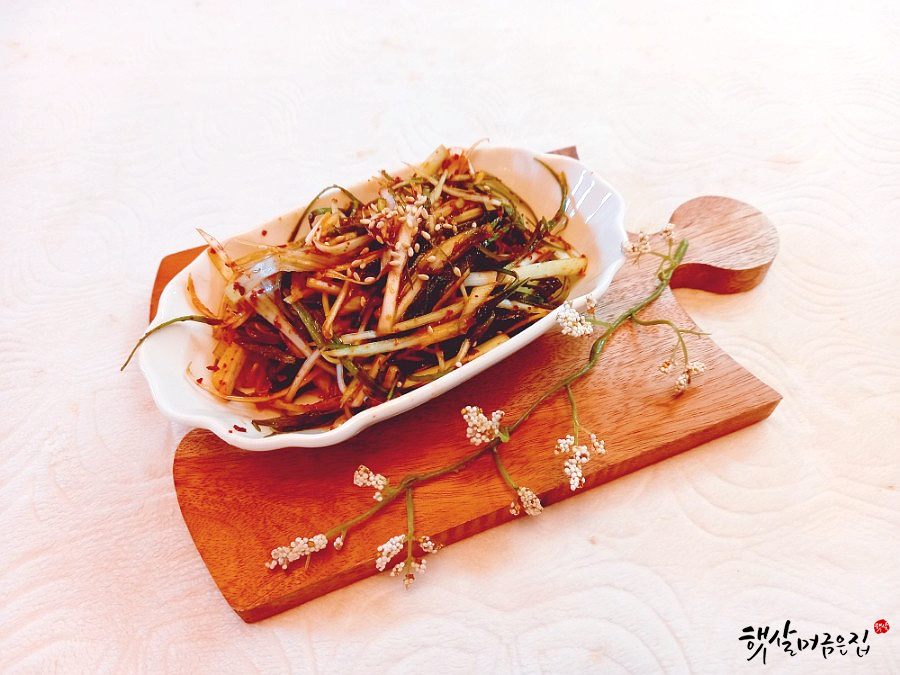 サムギョプサルをもっと美味しく！白髪ネギで引き立つ絶品レシピサムギョプサル白髪ネギサムギョプサル白髪ネギコラム韓国料理は名古屋市の国際センター駅2分の明心館