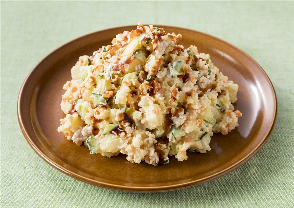 北海道＞鶏肉のザンギ ポテトサラダキャベツとコーンのみそ汁 食材宅配のヨシケイ 夕食ネット レシピ・メニュー・献立付き