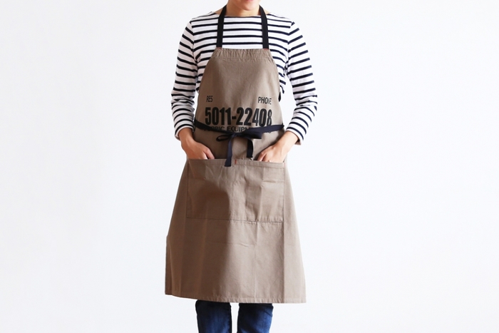 無料レシピ ポケット付き 大人のロング丈エプロンの作り方 – cocca