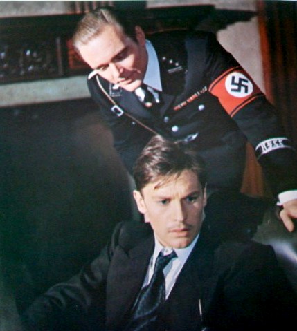 Amazon.co.jp: 地獄に堕ちた勇者どもVHS: ダーク・ボガード, ルキノ・ビスコンティ, ダーク・ボガード: DVD