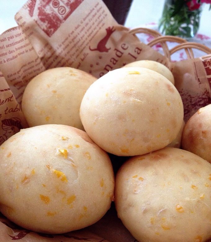 コストコのコーンブレッドロール 1個のカロリーと値段