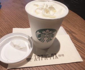 本音口コミ スタバ「ホワイトホットチョコレート」を飲んだ感想 ＆ お気に入りカスタム カロリーソノヒグルメ