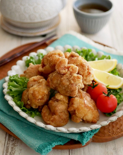 唐揚げをカリカリ＆ジューシーに揚げる「衣の配合」を徹底比較！ 薄力粉や片栗粉など全5種の衣を比較 - dressing ドレッシング