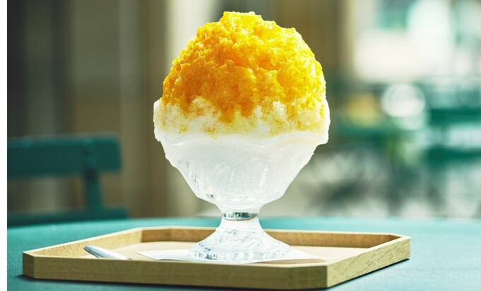 コダックのマンゴーミルク氷さんかく屋根の下