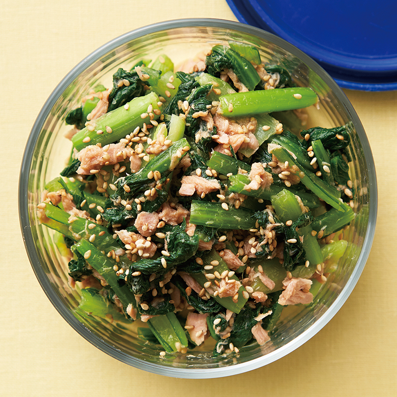 茹でて和えるだけで美味しい副菜♪ 小松菜とツナと海苔のめんつゆ和え花ぴーのあてレシピ