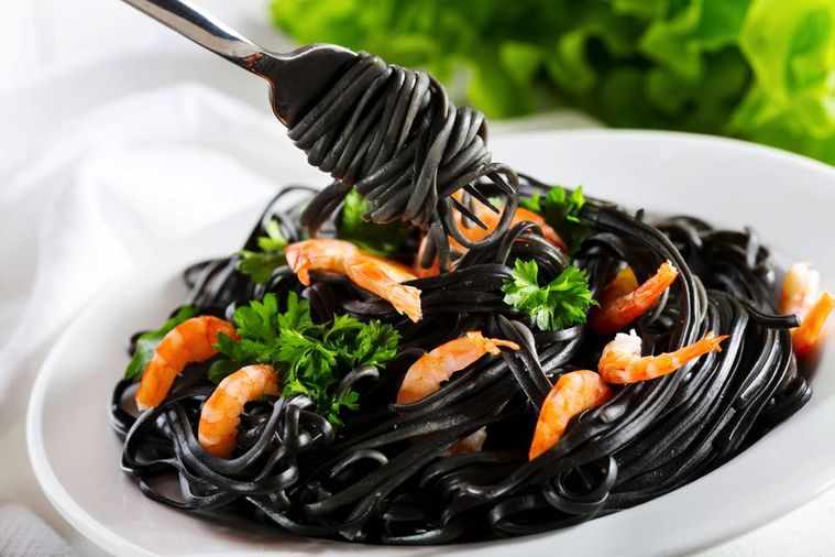 ホタルイカの黒いスパゲッティ パスタソース イカスミ＆トマト久世福商店・サンクゼール 公式オンラインショップ