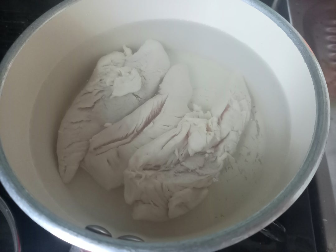 「6分放置」で驚きの柔らかさ！しっとり茹でささみの香味ダレ・よだれ鶏風michill byGMO ミチル