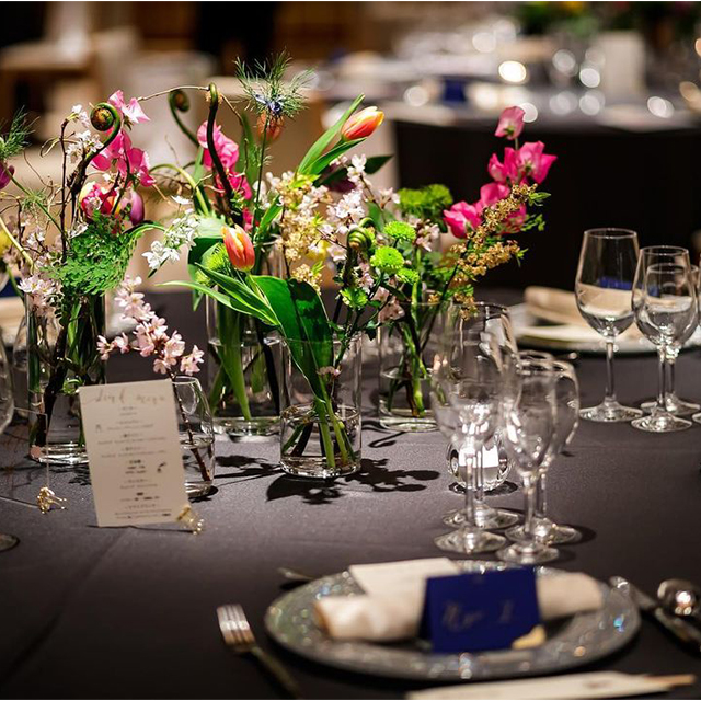 華やかでおしゃれな装花ウエディングケーキケーキブログMia Via