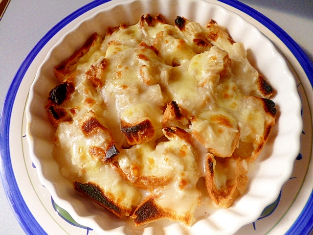 残ったパンの耳 クルクル巻くと 「うまみギュッ」「テンション上がった」 – grapeグレイプ