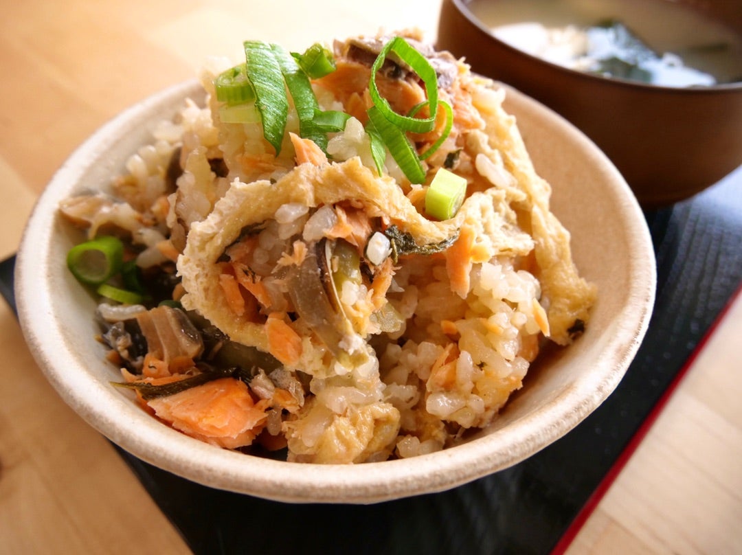 めんつゆ１つで極上の鮭炊き込みご飯。おかずが用意出来ない夜に。さくぱんオフィシャルブログ「さくぱんのいえ」Powered by Ameba