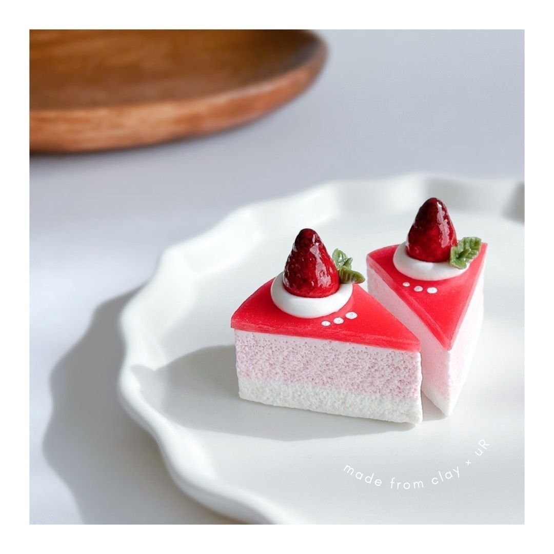 手作り 樹脂粘土 いちご の ネイキッド ドリップ クレイケーキ 雑貨・その他 felice 通販 14461805Creema クリーマ
