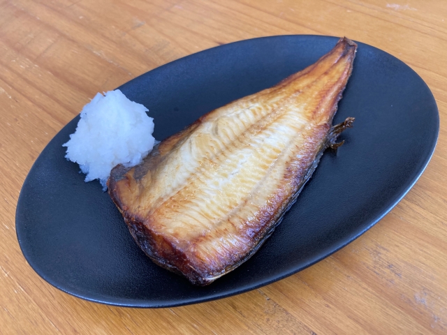干物の上手な焼き方は？ フライパン グリル オーブン 各調理法もご紹介 – 朝市赤レンガ