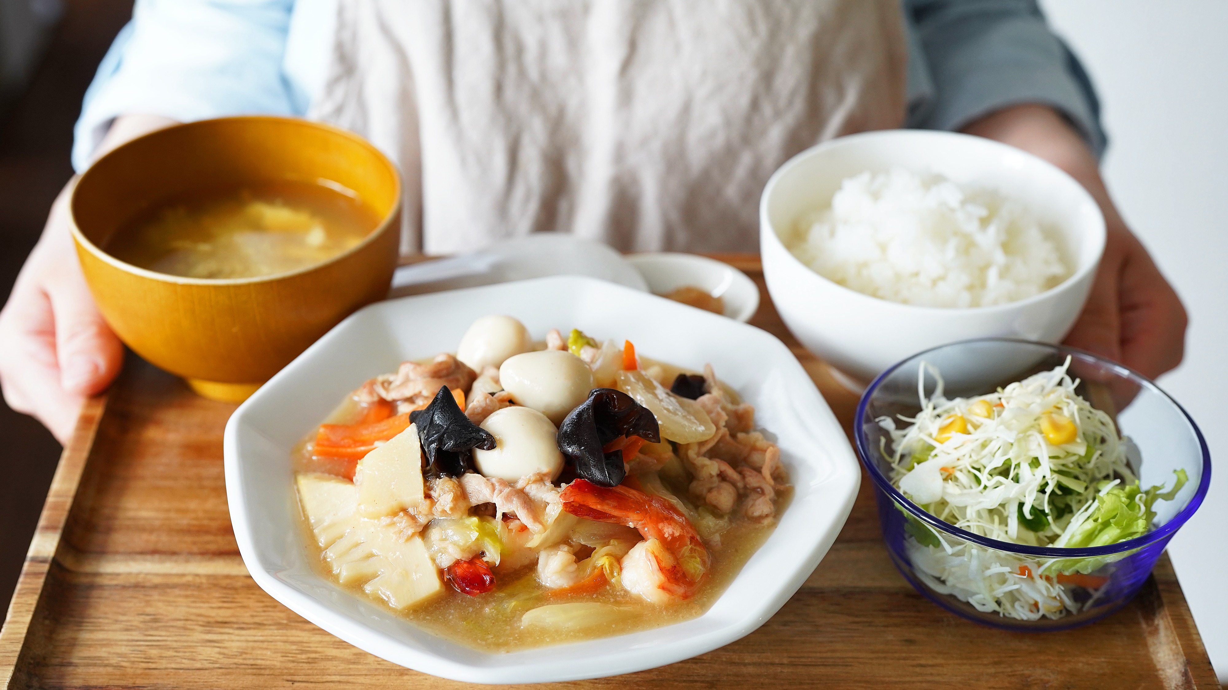 ✦︎⋆︎うま味凝縮！やみつき八宝菜献立﻿ ﻿ \Ö今 日 の ご 飯 。﻿ ﻿ ✢︎ 八宝菜﻿ ✢︎ おかか白菜﻿ ✢︎ピーマンとわかめの塩ナムル﻿ ✢︎ ３色かにたまスープ﻿ ﻿ ﻿ ✢︎マークの詳しいレシピは @rinaty_cooking ﻿プロフィールのLINKで確認できます➰✈︎∗*ﾟ