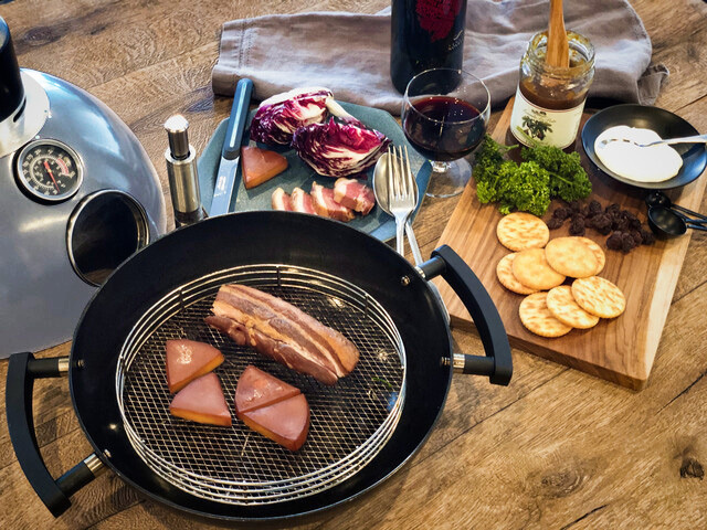 本格的なオーブン料理に！LODGE ロッジ のキャンプオーブン 10インチ を使って見ました！Kazu Photo – 道楽 –