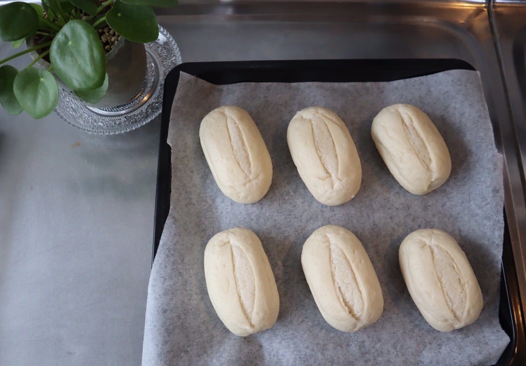 メニセズ プチパン 24入パック 6個ｘ4袋Costco Japan