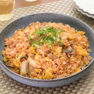 灰で行う苦味の出ないゼンマイのアク抜き特選男の料理