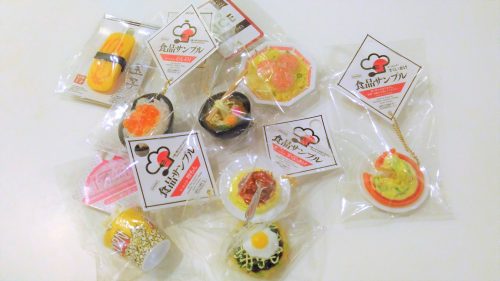 百円図鑑ダイソー アラザン *5種⇔