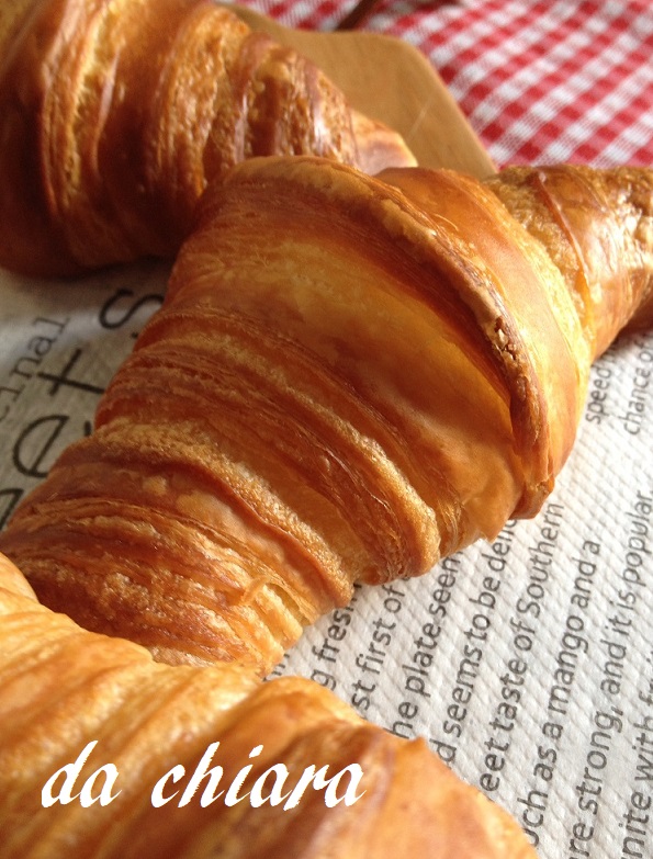 バターオイルなしでも層ができる！太らないクロワッサン脂質2.2g毎日食べてもふとらない市販品184kcal→ノンオイルクロワッサン110kcal