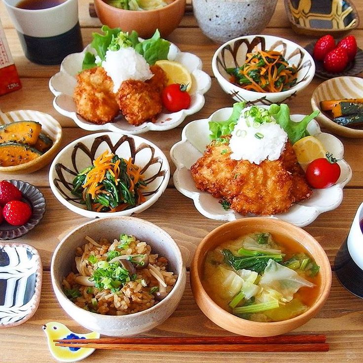 チキンカツ、付け合わせと自家製ソース : r JapaneseFood