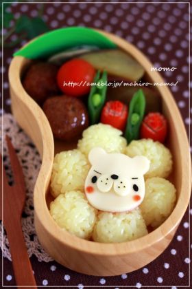 Amazon.co.jp: おにぎり 型 パンダ形 キャラ弁 おにぎり 寿司おにぎ かんたん型抜き ド金型おにぎりとノリパンチ キャラ弁 海苔カッタ飲食店 DIY寿司ツール 弁当デコレーション用品 おにぎらず 押し型 かんたん型 : ホーム＆キッチン