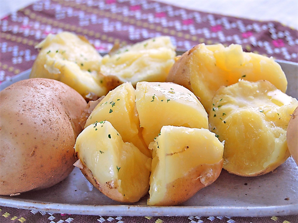 じゃがいもの茹で時間は？ほくほくに仕上げるコツや人気レシピも紹介鰹節・だし専門店のにんべんネットショップ